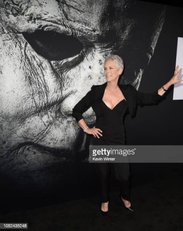 LOS ANGELES, CA - OCTOBER 17:  Jamie Lee Curtis arrives at the premiere of Universal Pictures Halloween at the TCL Chinese Theatre on October 17, 2018 in Los Angeles, California.  (Photo by Kevin Winter/Getty Images)