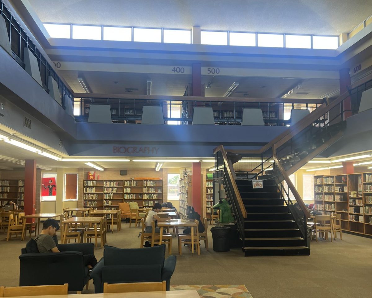 Library Open During Lunch: A Haven For Knowledge-Hungry Students!