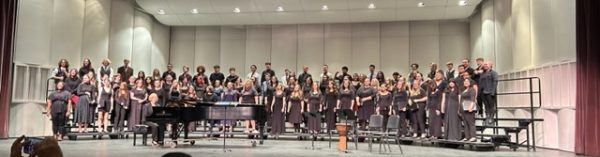 Sahuaro Choir Students Perform with the U of A Choir